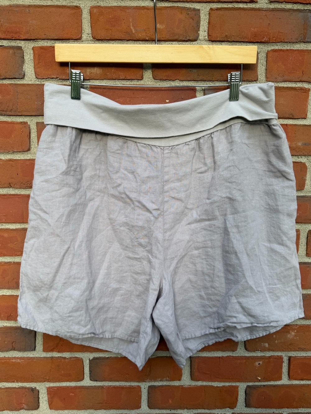 Sundance Gray Linen Shorts